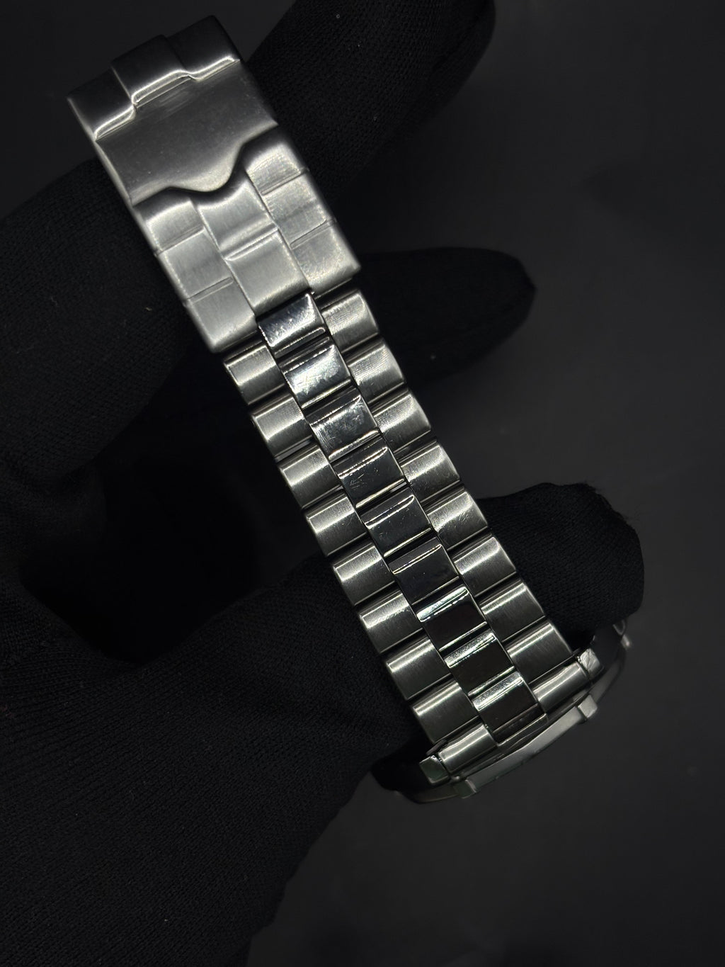 Tag Heuer 2000 series